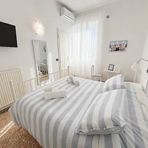  Bed & Breakfast A Casa Di Mario E Nene Italië